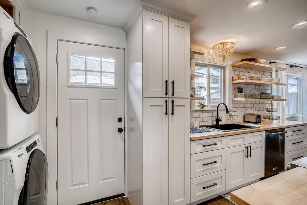 Family Townhome Near Mountains & Olde Town Arvada Kültér fotó